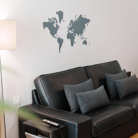Spacious 82 M2 Two Bedroom Classy Apartment Near City Center 塞萨洛尼基 外观 照片
