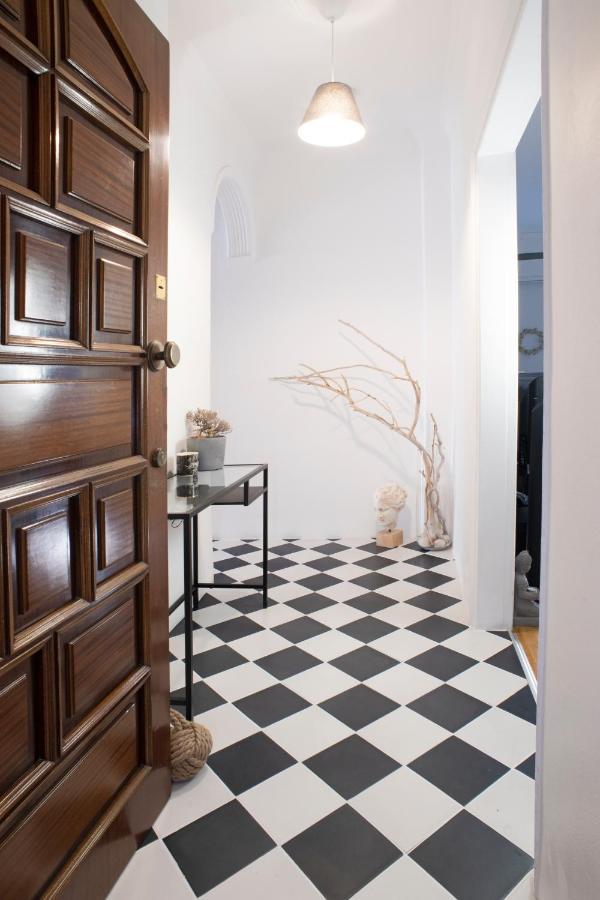 Spacious 82 M2 Two Bedroom Classy Apartment Near City Center 塞萨洛尼基 外观 照片