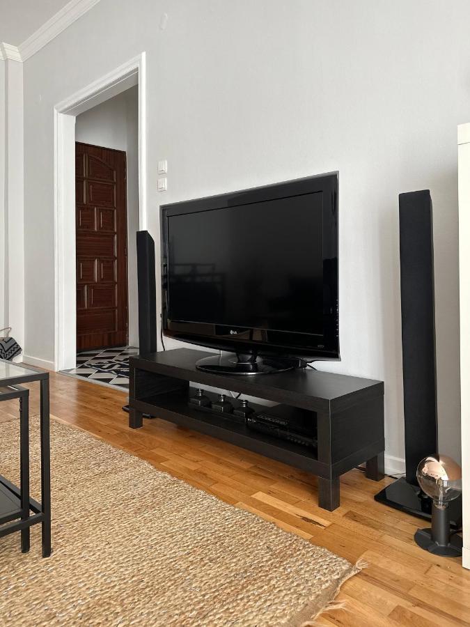 Spacious 82 M2 Two Bedroom Classy Apartment Near City Center 塞萨洛尼基 外观 照片
