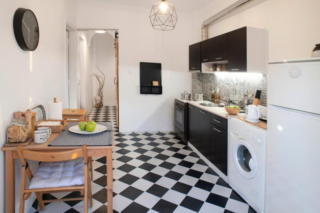 Spacious 82 M2 Two Bedroom Classy Apartment Near City Center 塞萨洛尼基 外观 照片