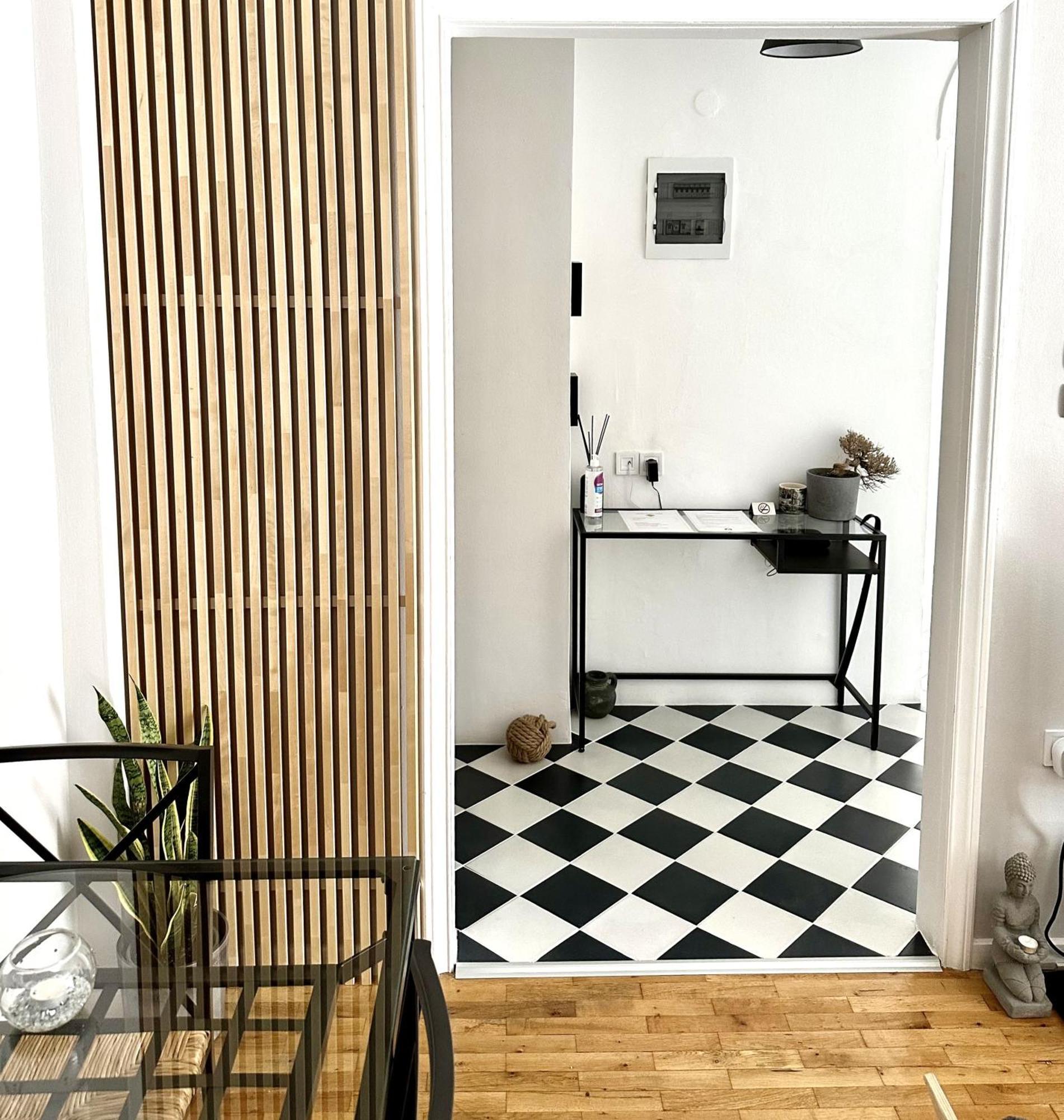 Spacious 82 M2 Two Bedroom Classy Apartment Near City Center 塞萨洛尼基 外观 照片